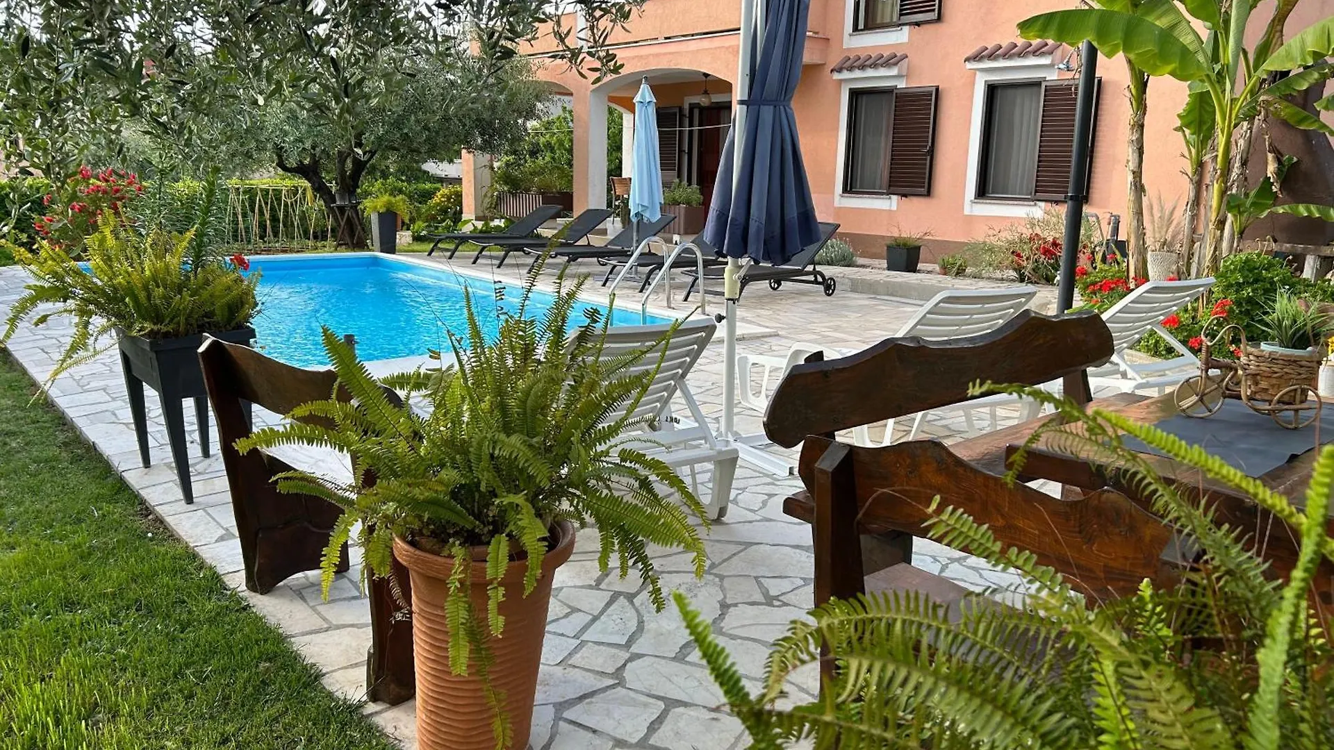 Apartments Mandic Pula